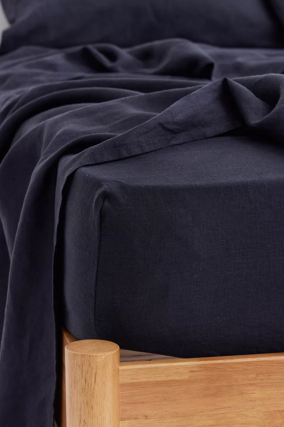 Fitted Sheets | Assembly Label Linen Fitted Sheet Midnight