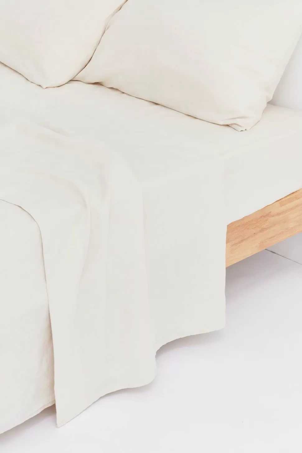 Fitted Sheets | Assembly Label Linen Fitted Sheet Oat