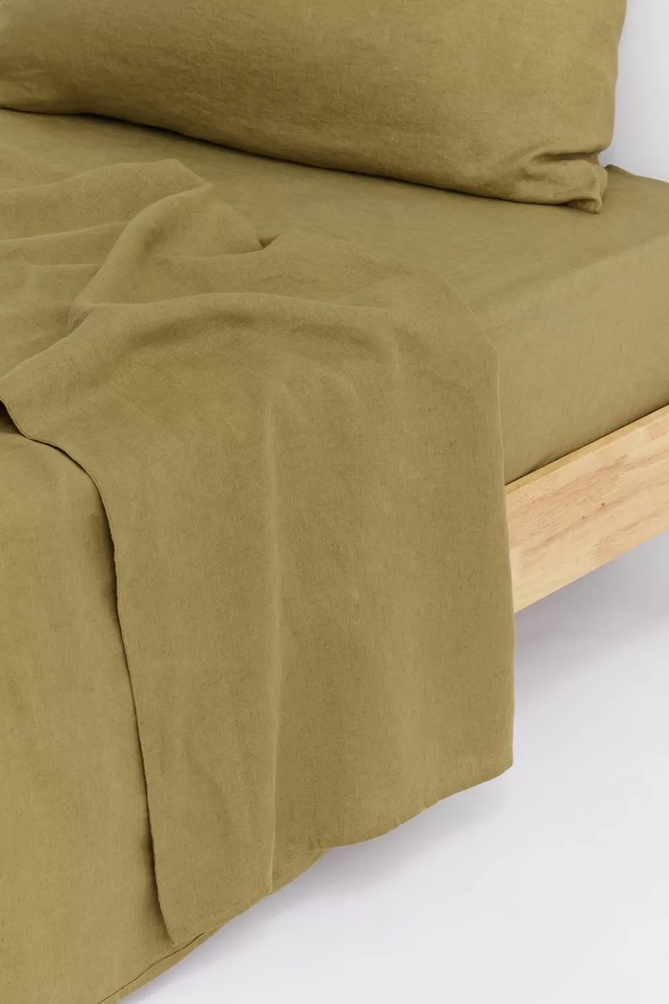 Fitted Sheets | Assembly Label Linen Fitted Sheet Olive