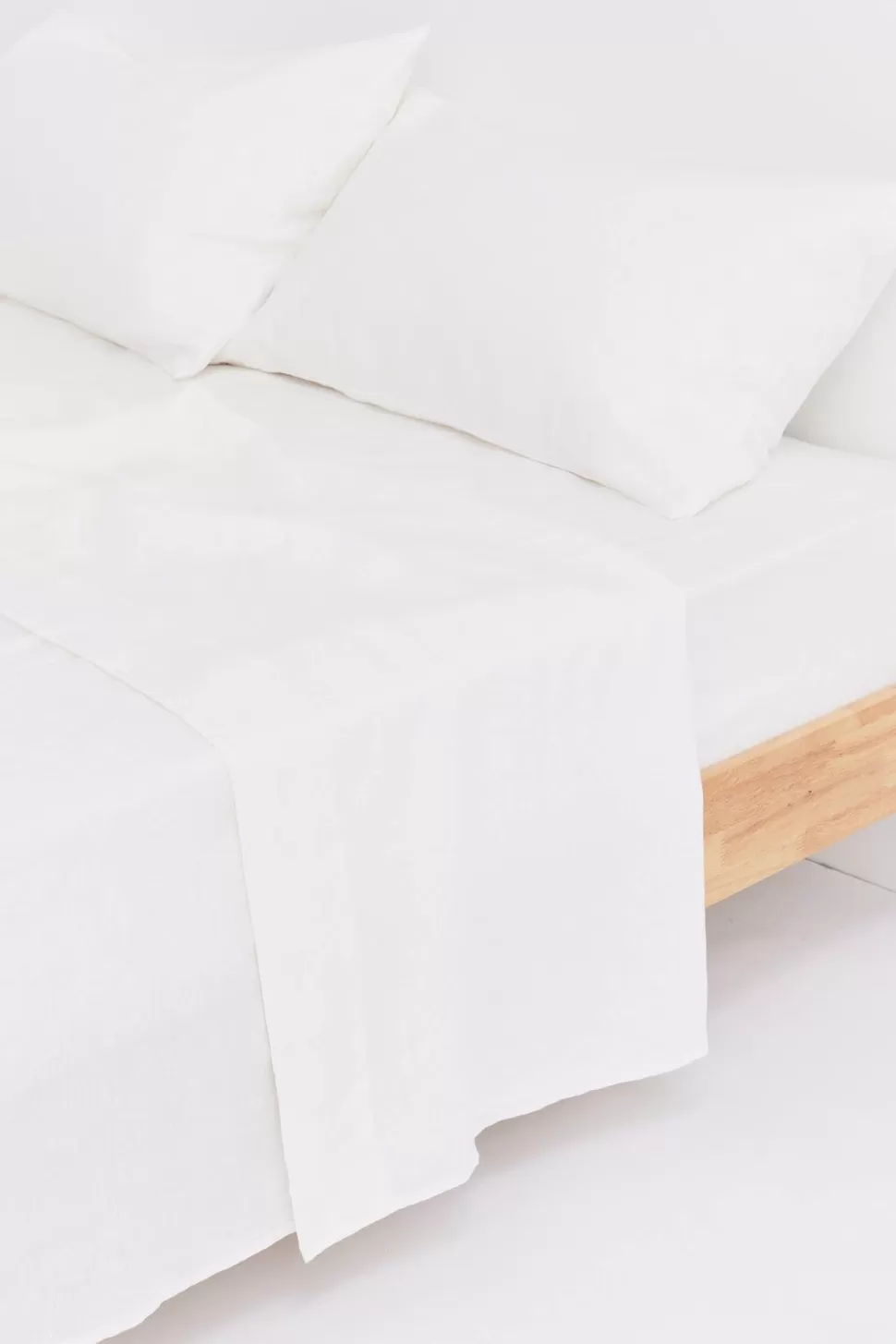 Flat Sheets | Assembly Label Linen Flat Sheet White